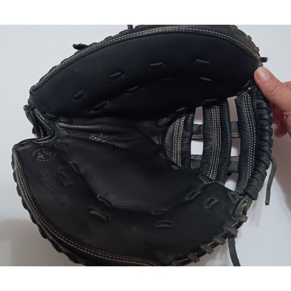 Mizuno GXS-102 Girls Fully Broken In 32.5" Softball Leather Black Fastball Glove - Picture 7 of 10